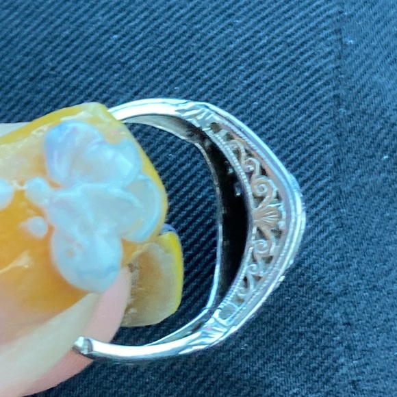 Platinum with a flawless antique diamond. - Picture 3 of 5